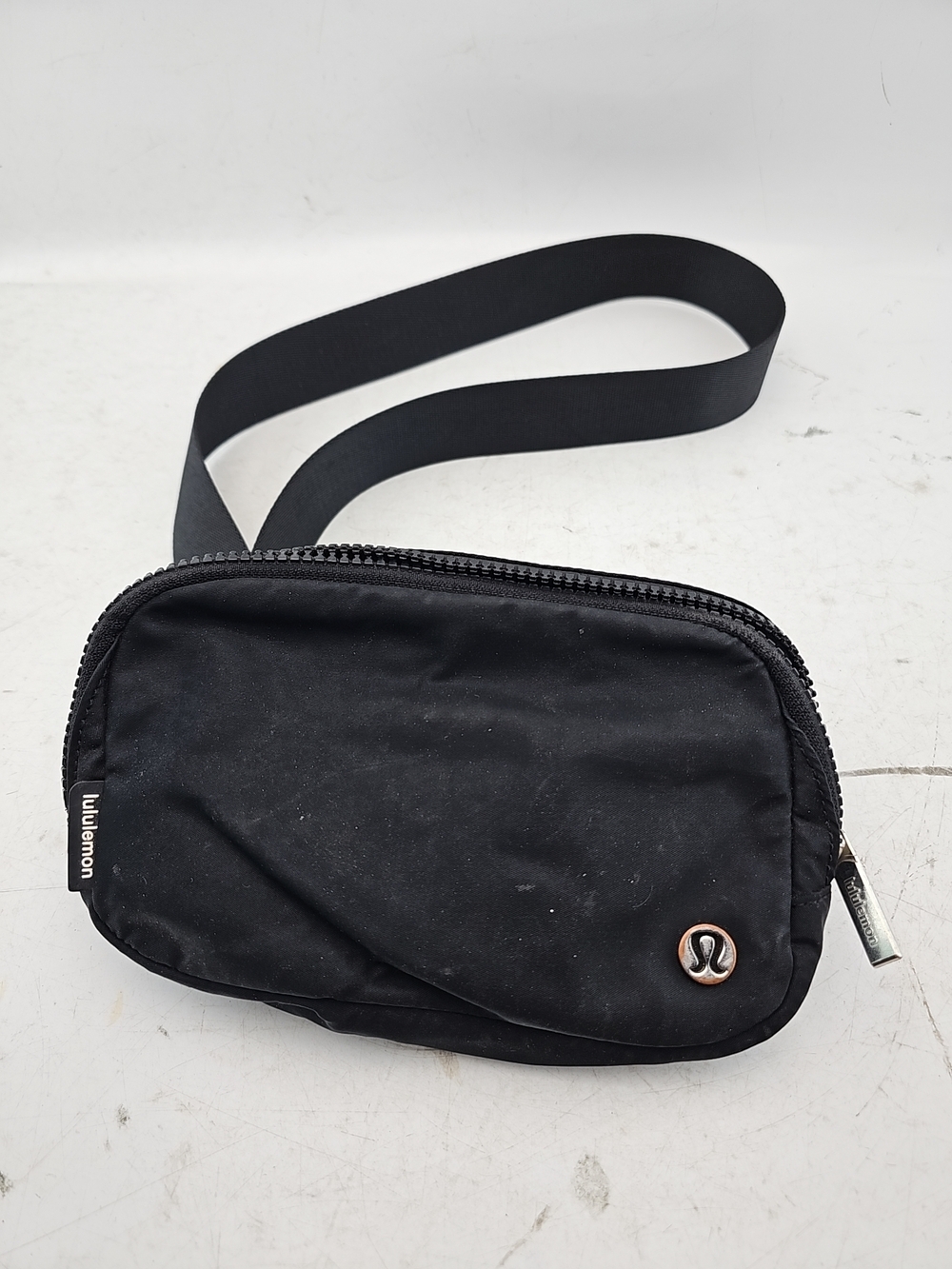 Lululemon Everywhere Belt Bag